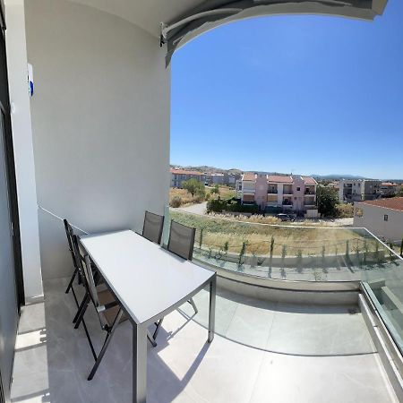 Callisto Luxury Suite نيكيتي المظهر الخارجي الصورة