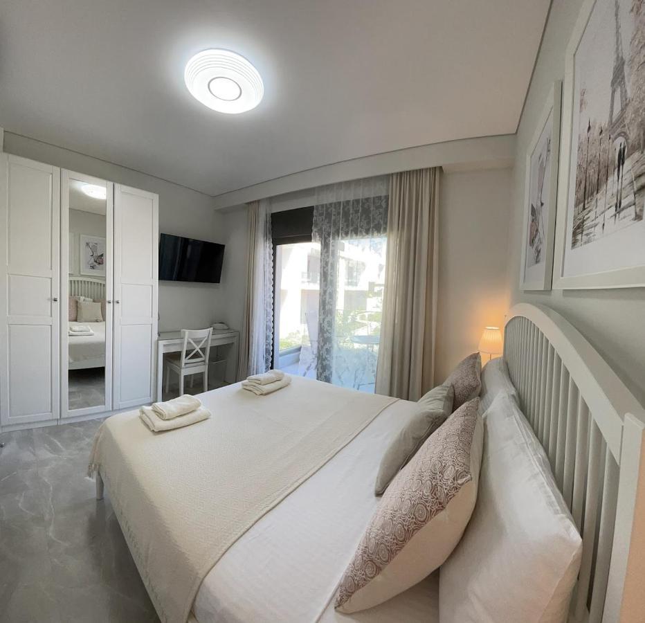 Callisto Luxury Suite نيكيتي المظهر الخارجي الصورة