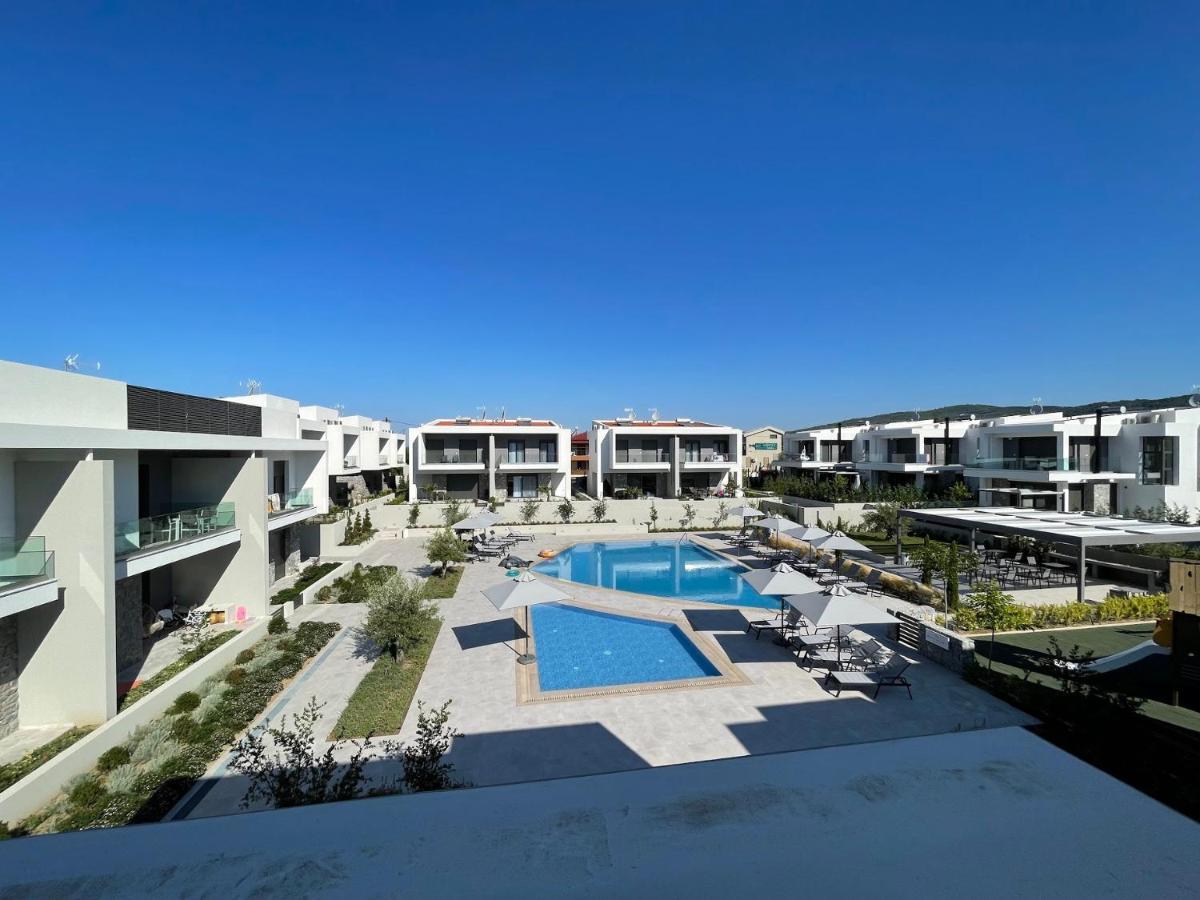 Callisto Luxury Suite نيكيتي المظهر الخارجي الصورة
