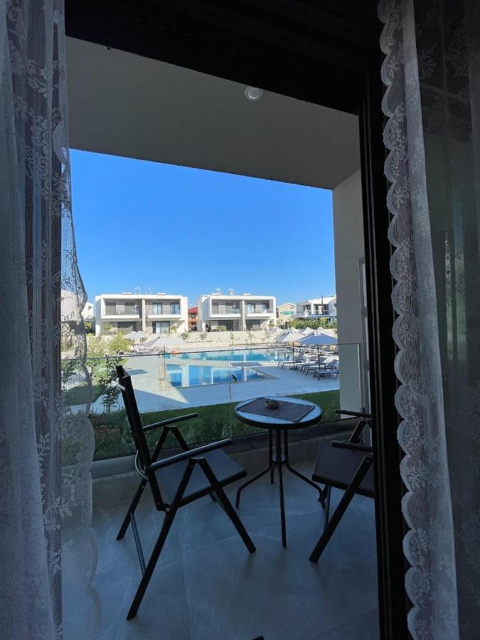 Callisto Luxury Suite نيكيتي المظهر الخارجي الصورة