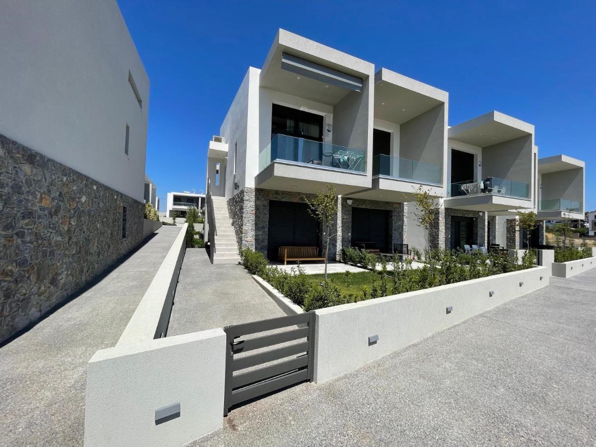 Callisto Luxury Suite نيكيتي المظهر الخارجي الصورة