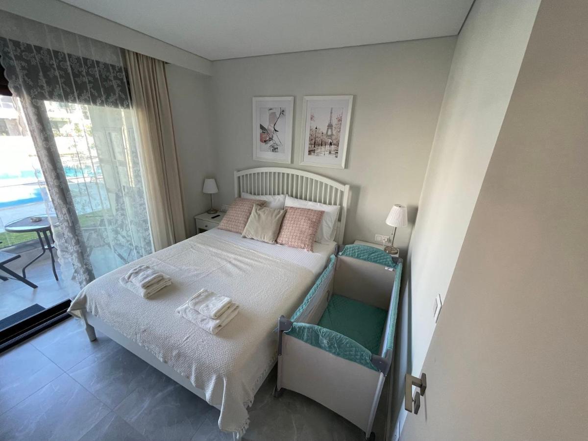 Callisto Luxury Suite نيكيتي المظهر الخارجي الصورة