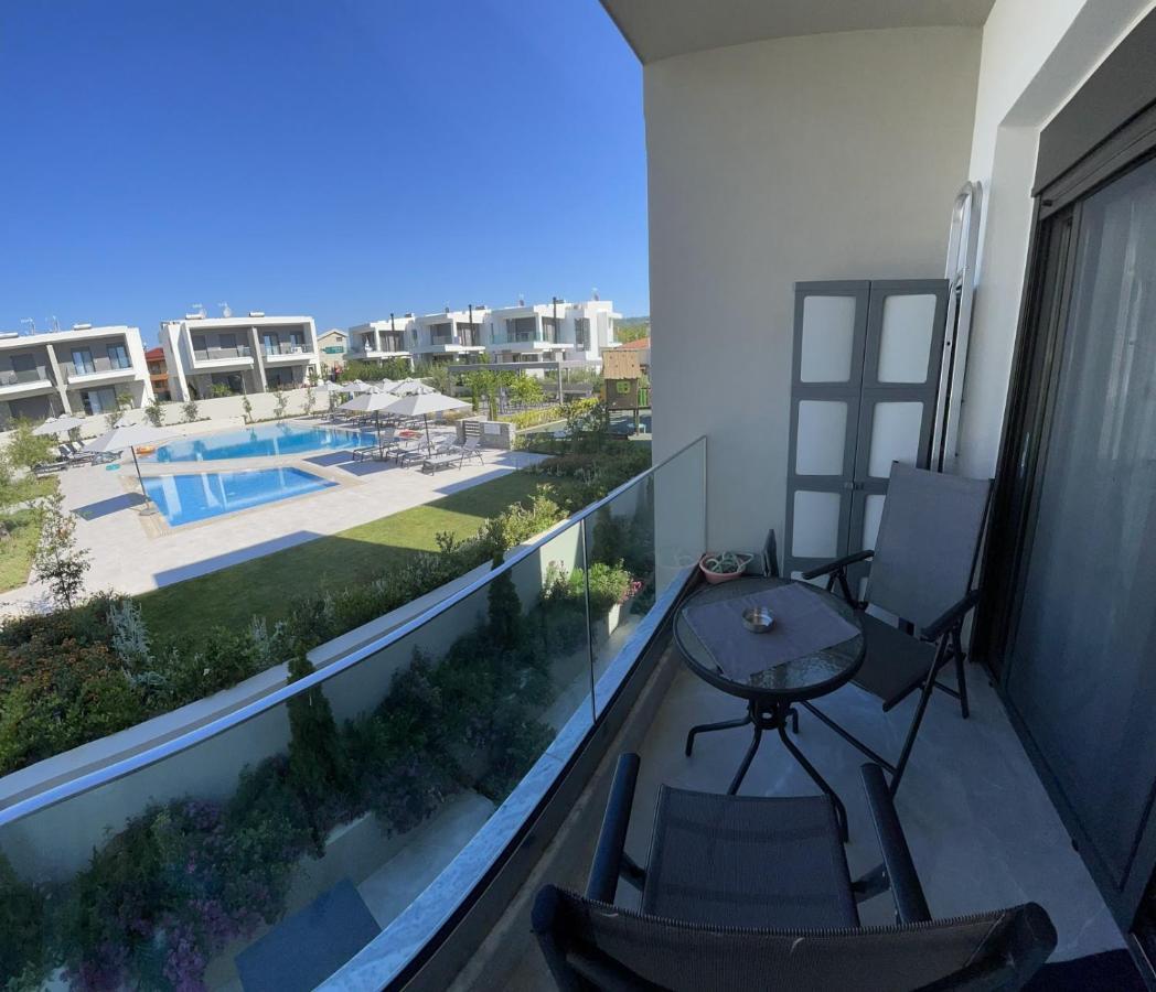 Callisto Luxury Suite نيكيتي المظهر الخارجي الصورة